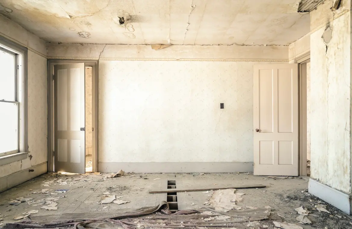 Waste disposal crew managing a cleanout project in Broken Bow